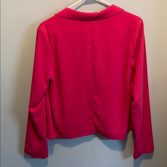 Forever 21 Pink Blazer - Picture 3 of 3